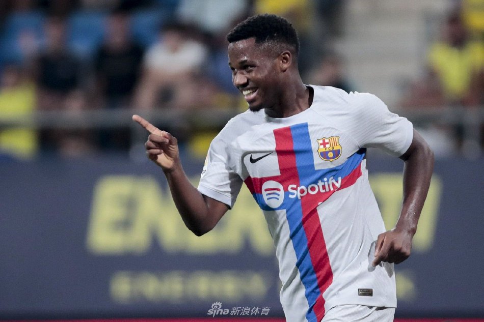 郑钦文斩获 郑钦文斩获